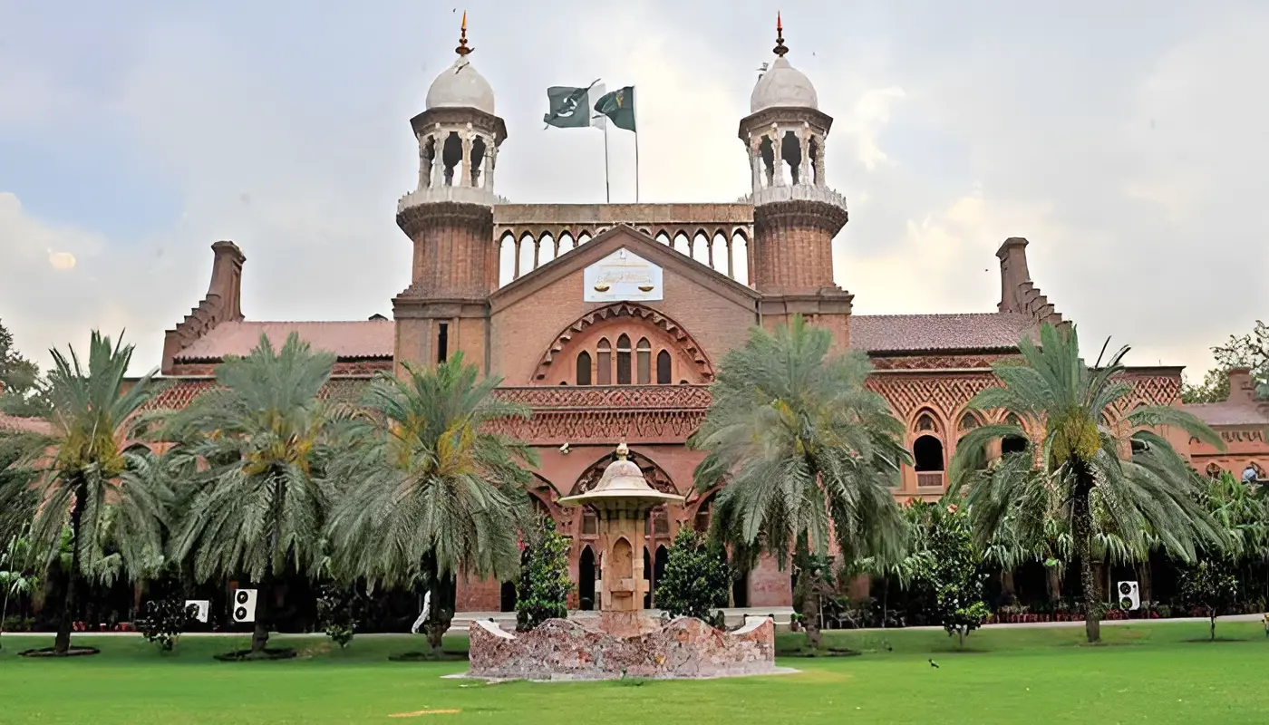 لاہور ہائیکورٹ کا ہفتے میں 4 دن کام کرنے کا فیصلہ، نوٹیفیکیشن جاری